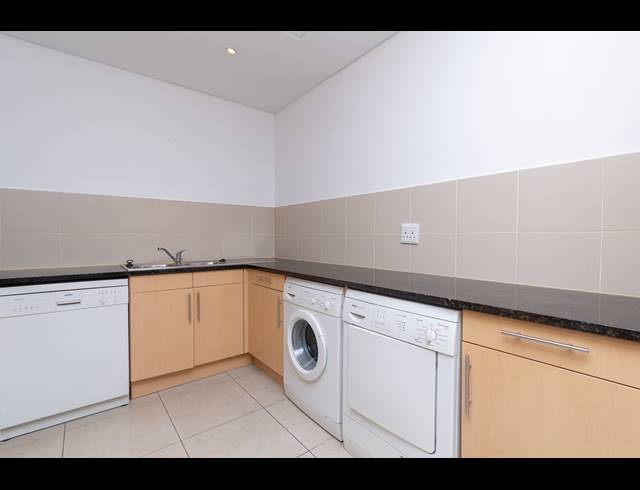 1 BEDROOM APARTMENT RENTED IN WATERFRONT